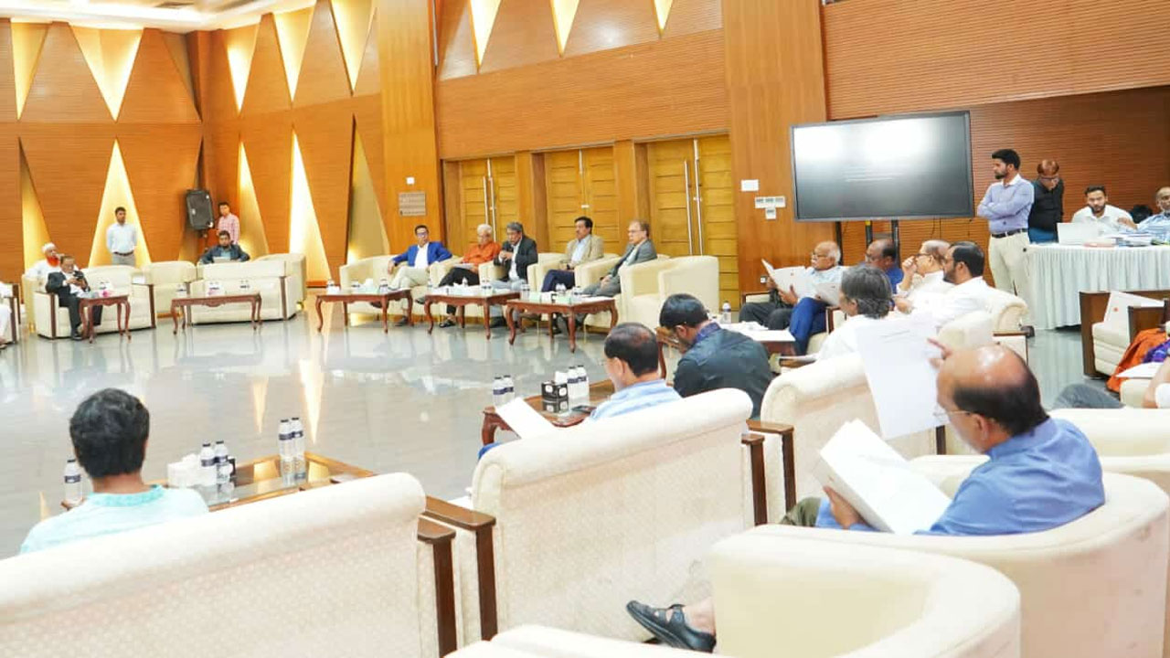 জুলাই সনদ বাস্তবায়নে সংসদ নির্বাচনের দিন একইসঙ্গে গণভোট করার পরামর্শ