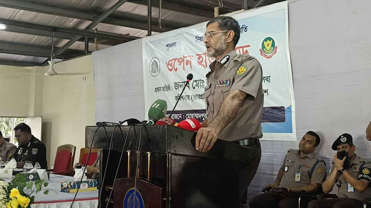 মোহাম্মদপুরের অপরাধ দমনে বসিলায় পুলিশ ক্যাম্প উদ্বোধন 