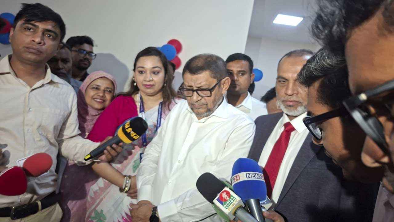 ভিটামিন ‘এ’ ক্যাম্পেইন নিয়ে সুখবর দিলেন স্বাস্থ্যমন্ত্রী