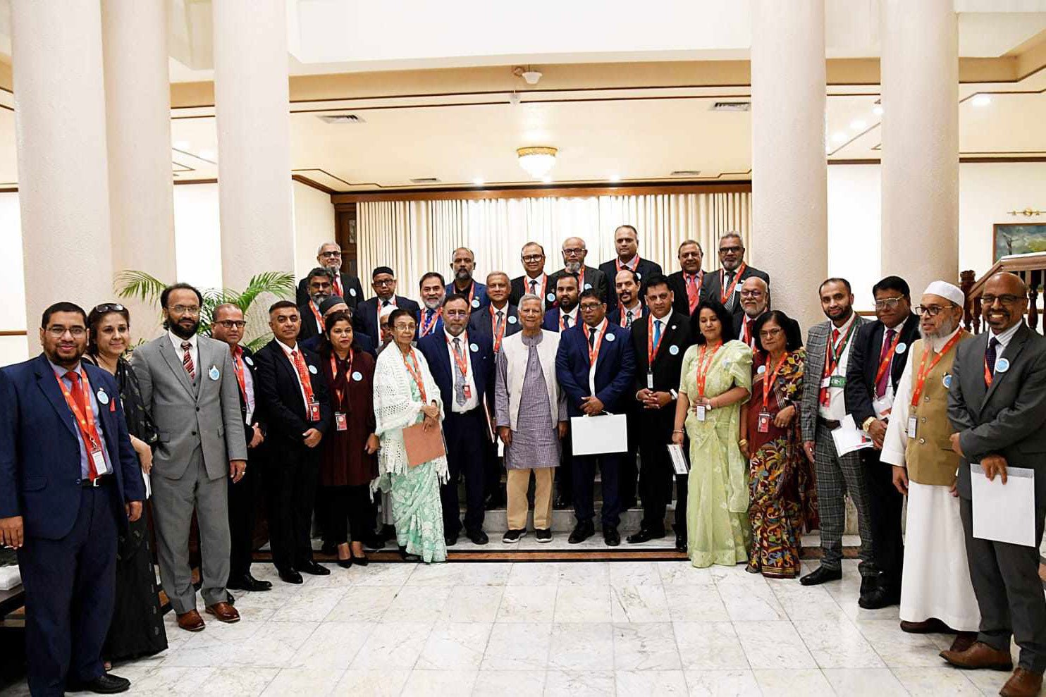 প্রধান উপদেষ্টার সঙ্গে ‘ভয়েস ফর গ্লোবাল বাংলাদেশিজ’ প্রতিনিধিদলের সাক্ষাৎ