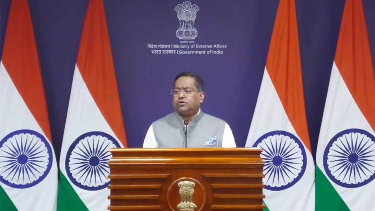 বাংলাদেশ-চীন আলোচনা পর্যবেক্ষণে ভারত: জয়সওয়াল