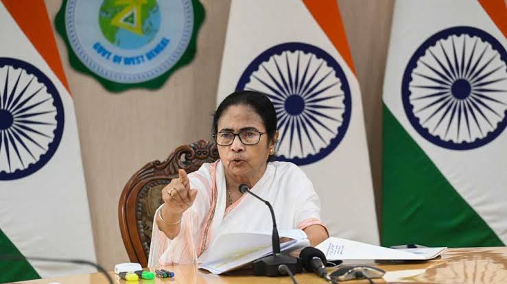 বাংলাদেশের অভ্যন্তরীণ কোনো বিষয়ে নাক গলাতে চাই না : মমতা