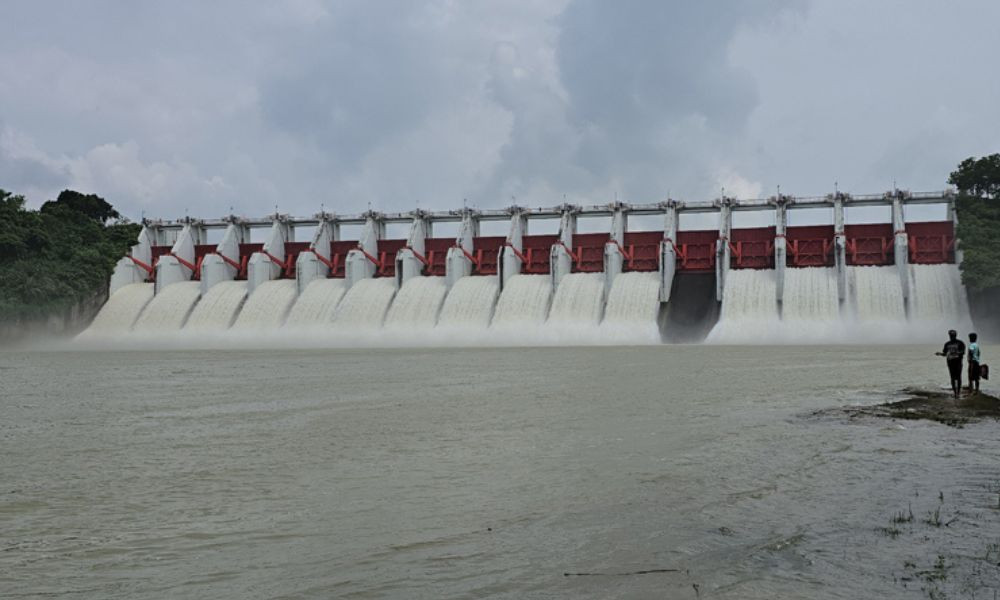 ভারী বৃষ্টিতে ফুলে-ফেঁপে কাপ্তাই হ্রদ, খুলছে ১৬ গেট