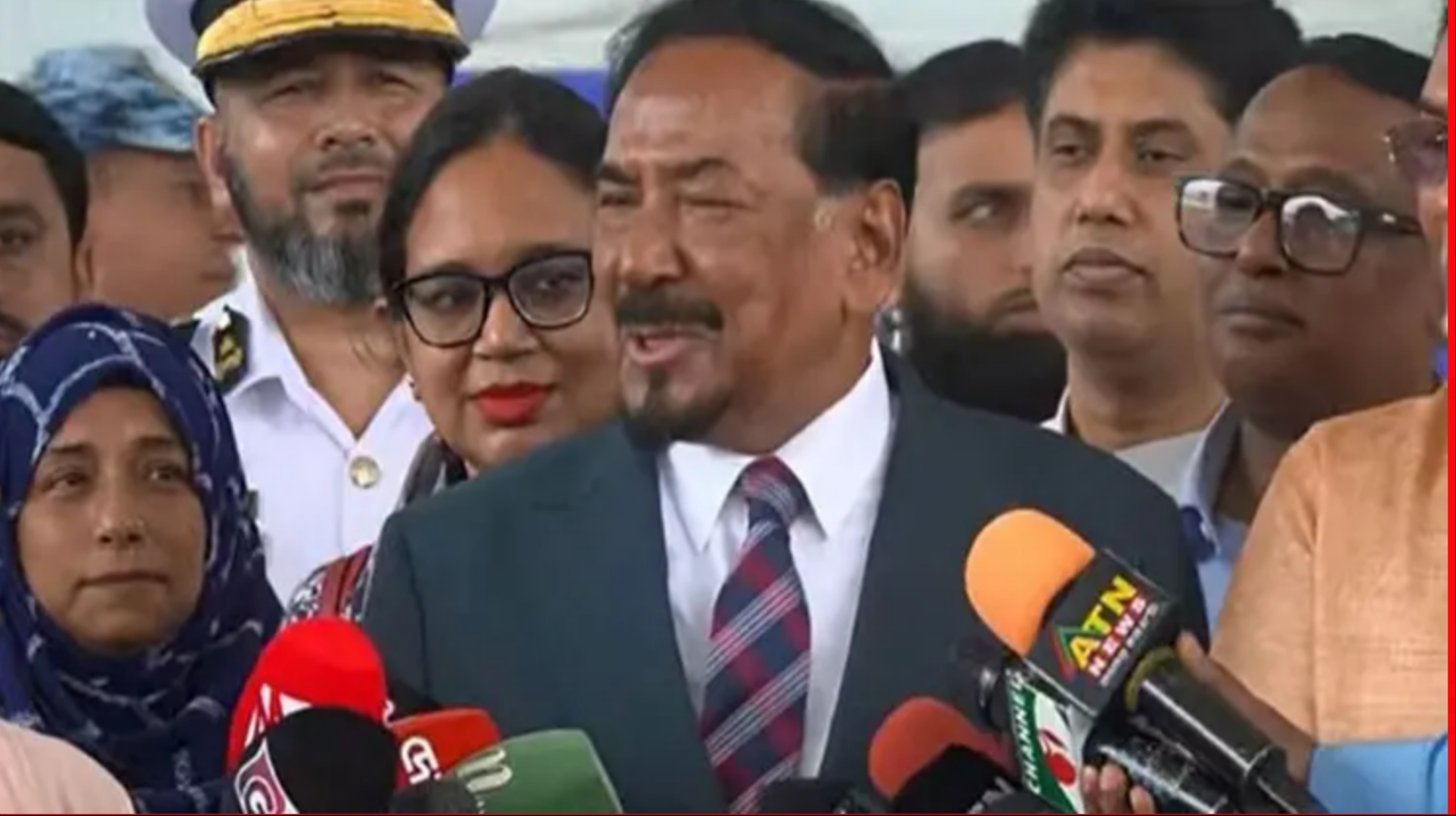 রাষ্ট্রপতির পদত্যাগ ইস্যুতে মুখ খুললেন স্পিকার