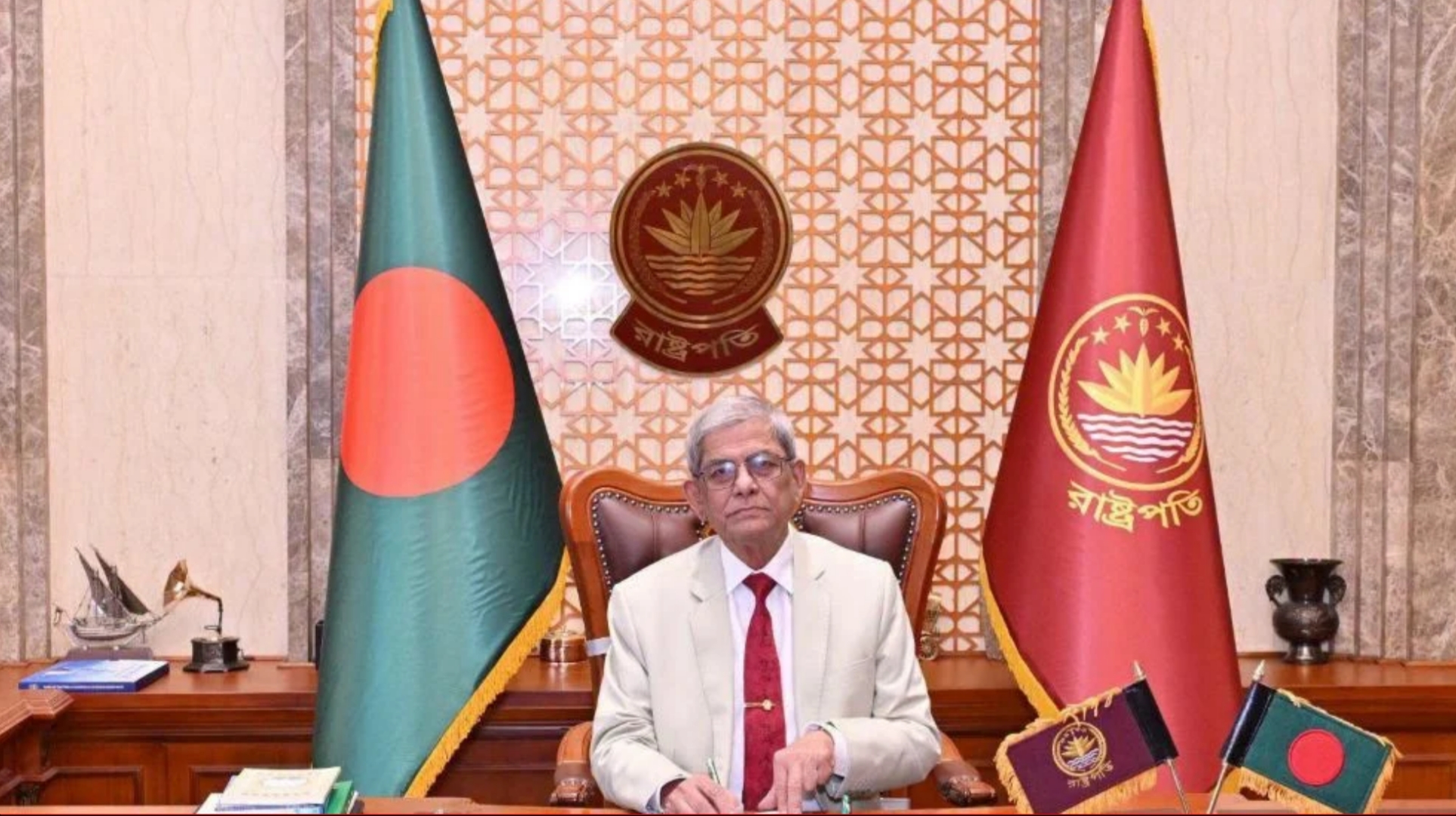 নেপালে আকস্মিক বন্যা ও ভূমিধসে প্রাণহানির ঘটনায় রাষ্ট্রপতির শোক