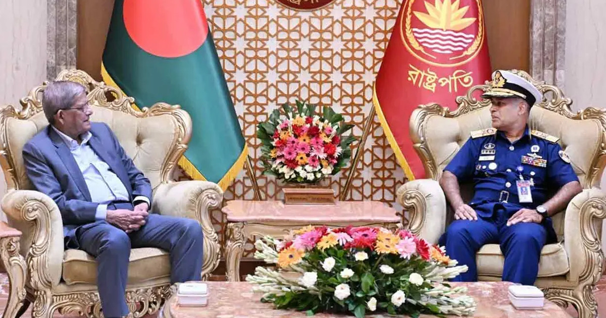 রাষ্ট্রপতির সঙ্গে কোস্টগার্ড মহাপরিচালকের সৌজন্য সাক্ষাৎ