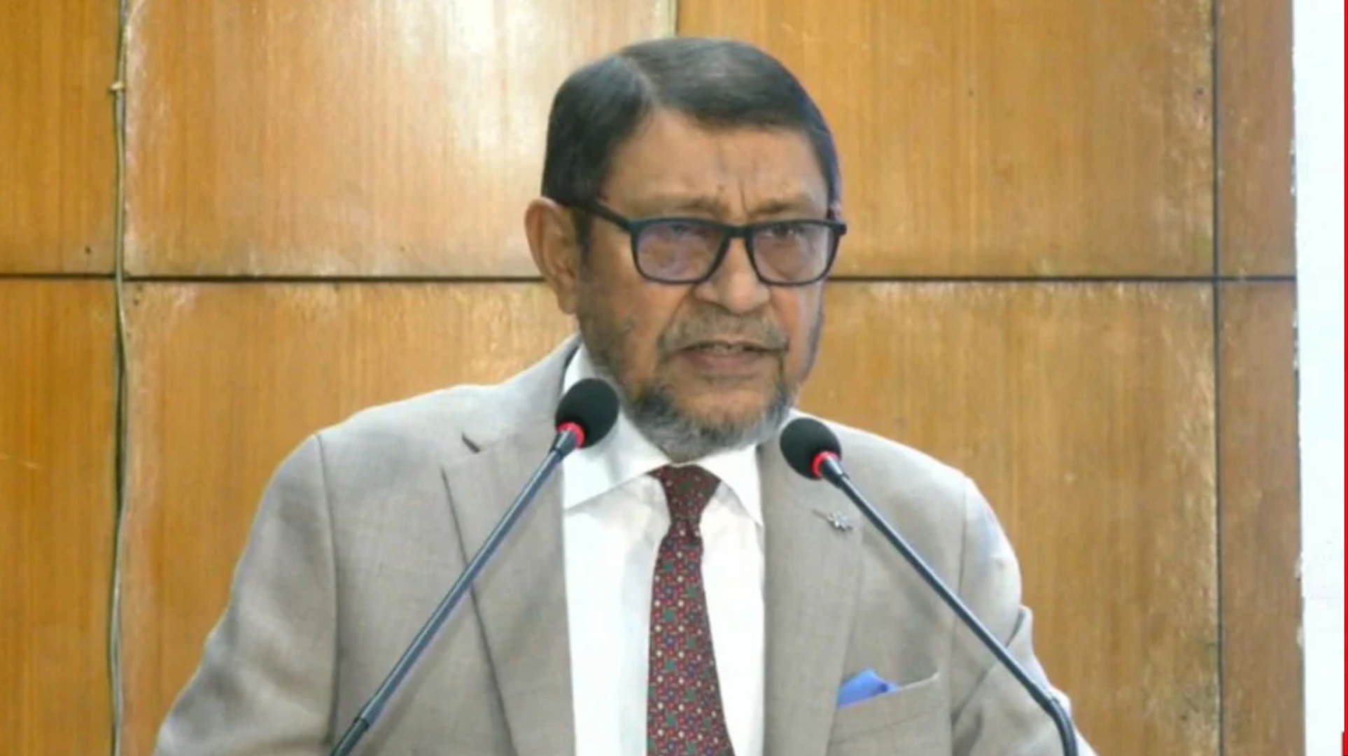 সরকার স্বাস্থ্যখাতকে সর্বোচ্চ গুরুত্ব দিচ্ছে: স্বাস্থ্যমন্ত্রী