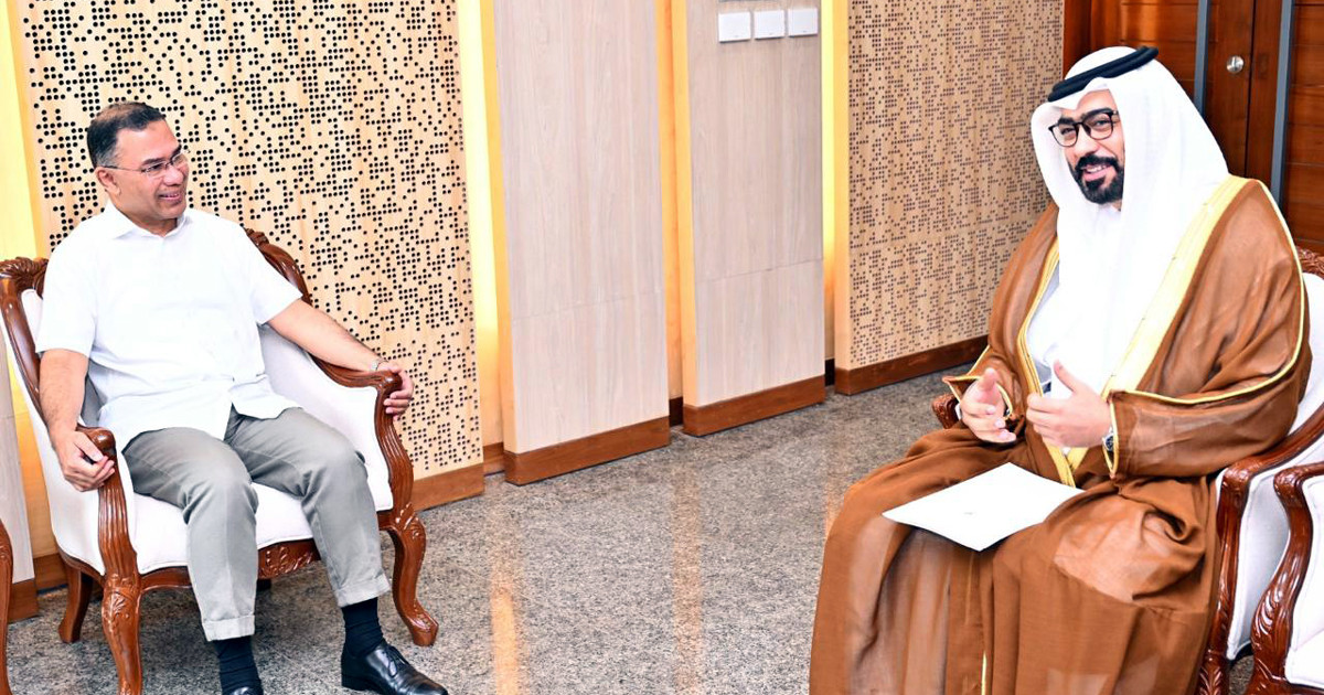 প্রধানমন্ত্রীর সঙ্গে আরব আমিরাতের রাষ্ট্রদূতের সাক্ষাৎ