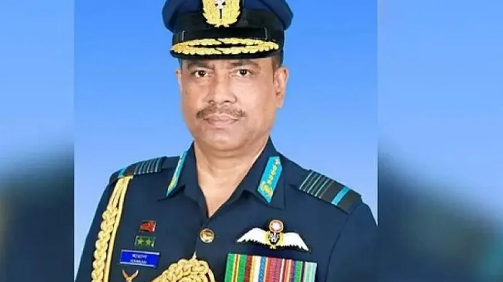 বিমানবাহিনীর সাবেক প্রধান আব্দুল হান্নান কাতারে গ্রেফতার