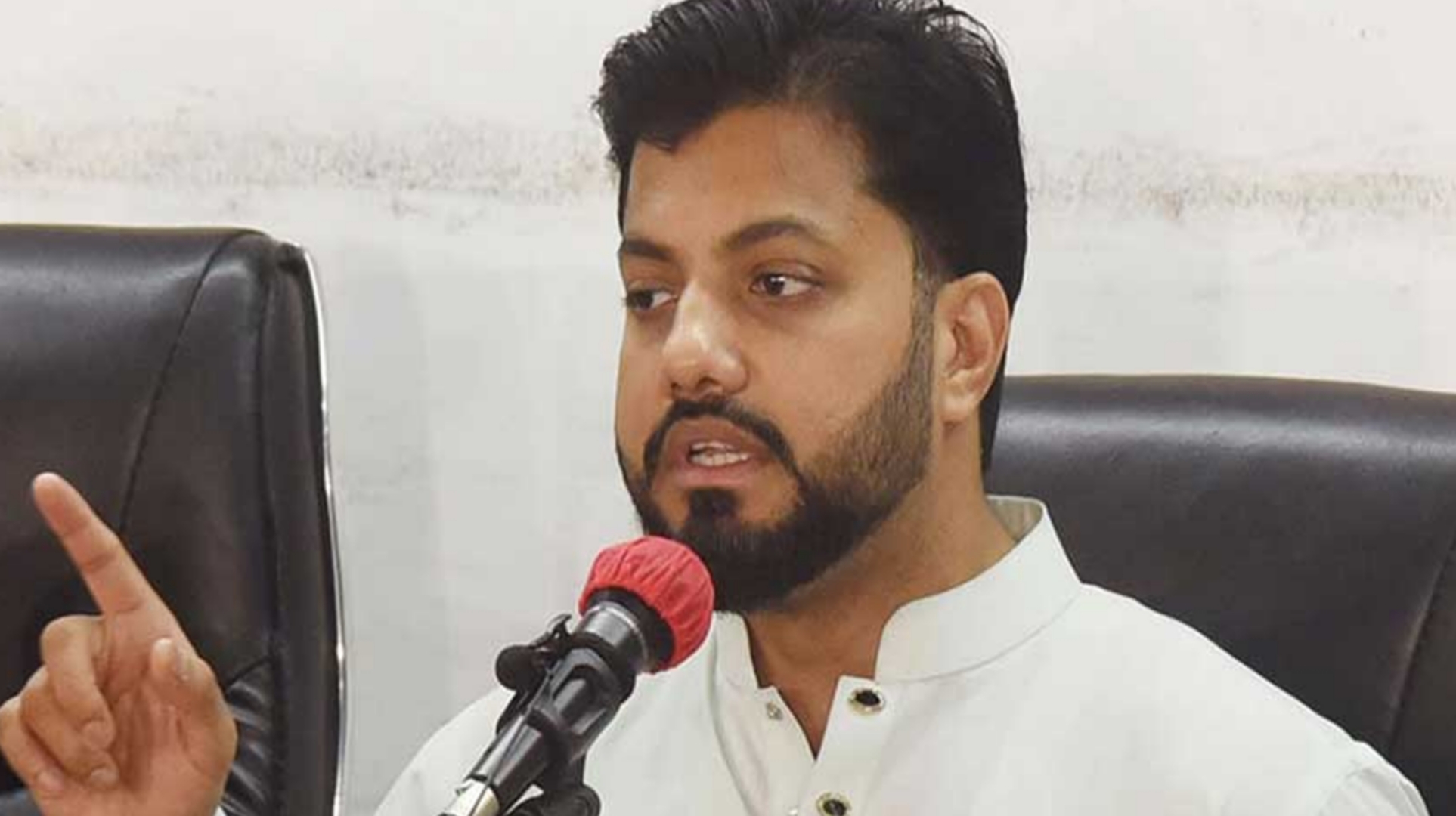 পদত্যাগের নির্দেশই ছিল প্রধানমন্ত্রীর সেরা পরামর্শ: ইশরাক