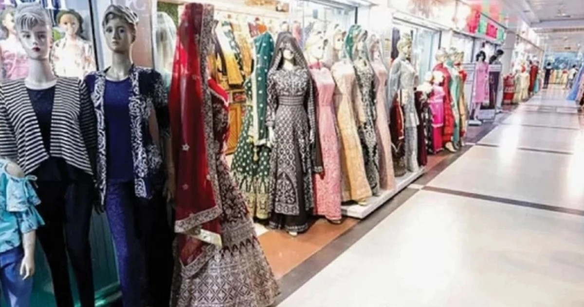 আজ থেকে রাত ৮টা পর্যন্ত খোলা দোকানপাট-শপিং মল