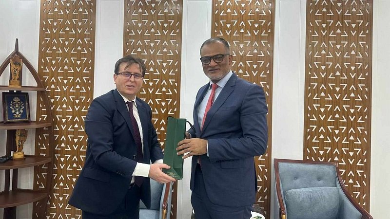 বাণিজ্য উপদেষ্টার সঙ্গে তুরস্কের রাষ্ট্রদূতের সৌজন্য সাক্ষাৎ