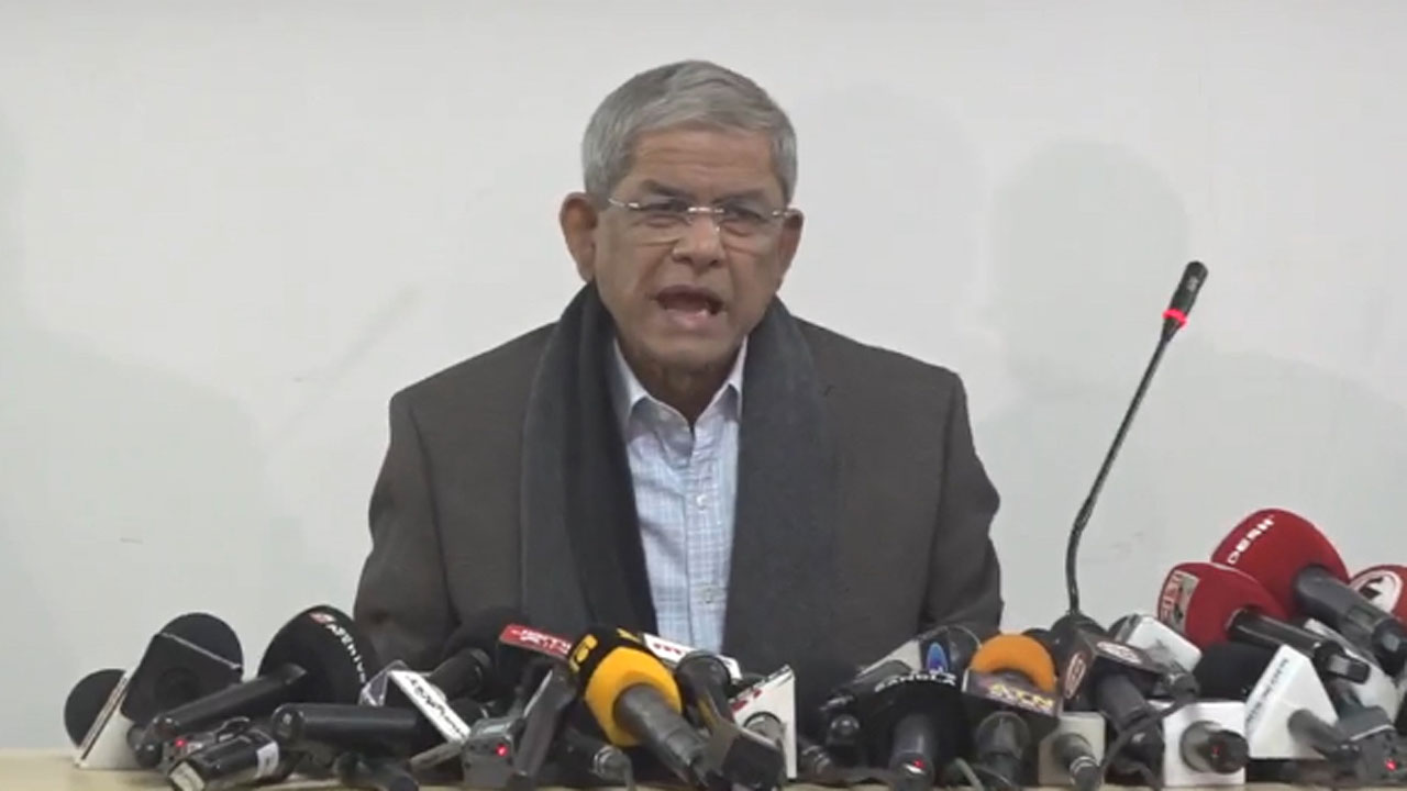 রাজনৈতিক তর্ক-বিতর্কে আ. লীগের দুর্বৃত্তায়ন নিচে পড়ে যাচ্ছে : ফখরুল 