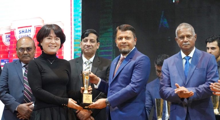 এবার দশম আসরে প্রথম কর্নেল নাসির উদ্দিন, নতুন গলফার তৈরির আশাবাদ নৌবাহিনী প্রধানের