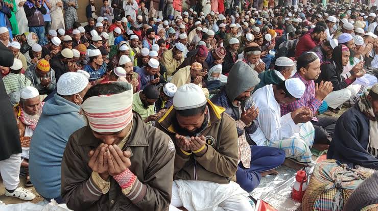 বিশ্ব ইজতেমার প্রথম পর্বের আখেরি মোনাজাত শুরু