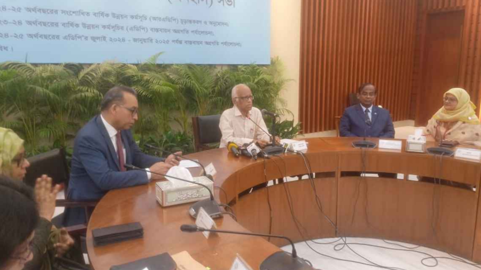 উন্নয়ন ব্যয় ৪৯ হাজার কোটি টাকা কমিয়ে চূড়ান্ত এডিপি