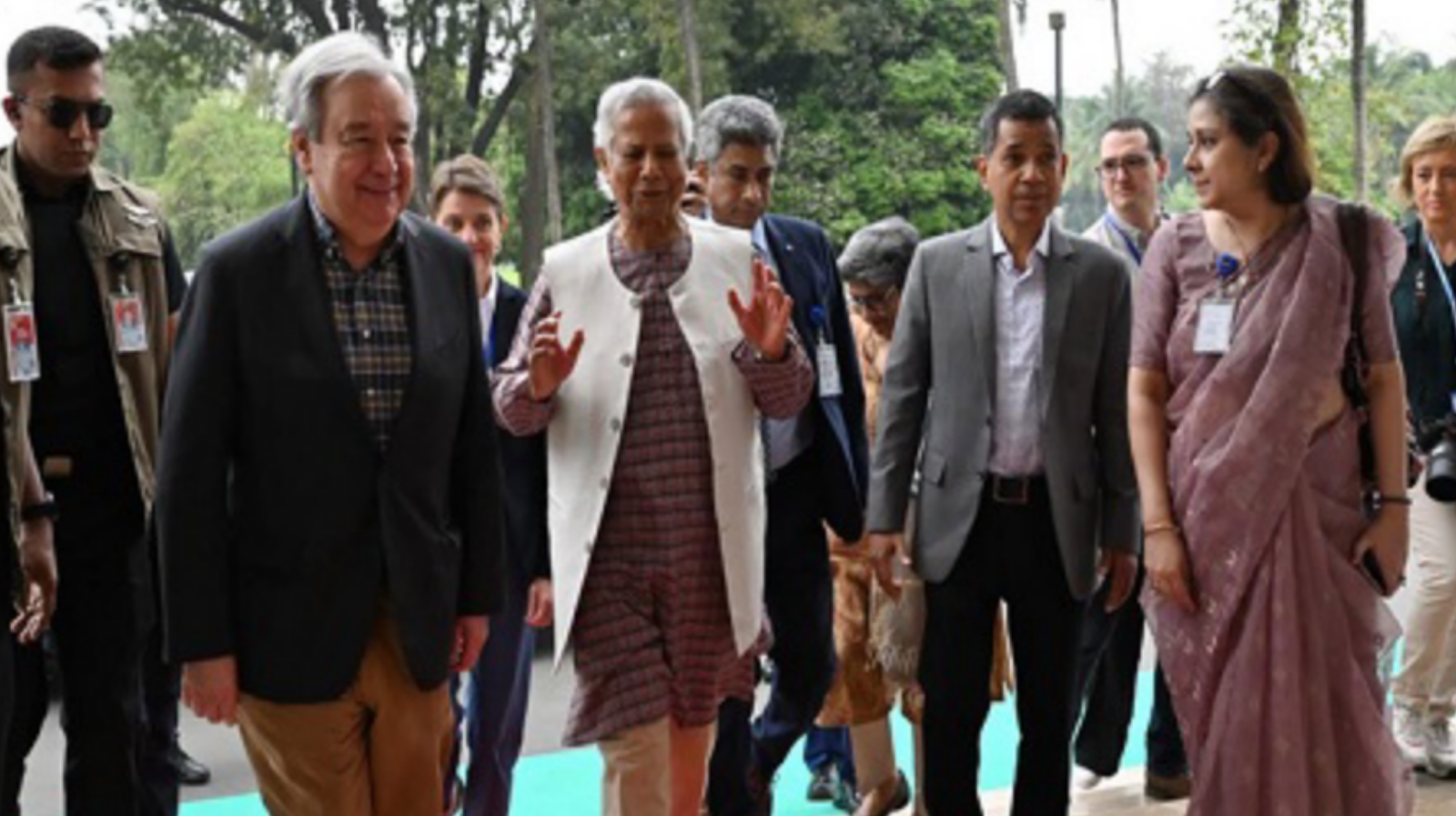 রোহিঙ্গা ক্যাম্প পরিদর্শনে জাতিসংঘ মহাসচিব ও ড. ইউনূস