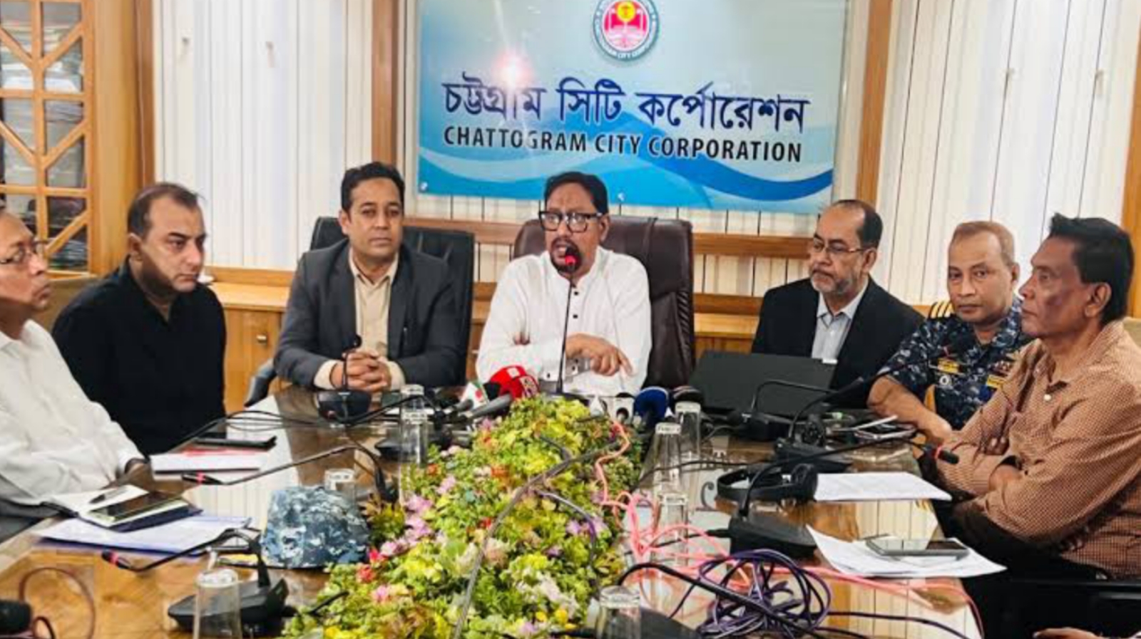 জলাবদ্ধতার সমাধান চসিকের একার পক্ষে সম্ভব নয় : চসিক মেয়র