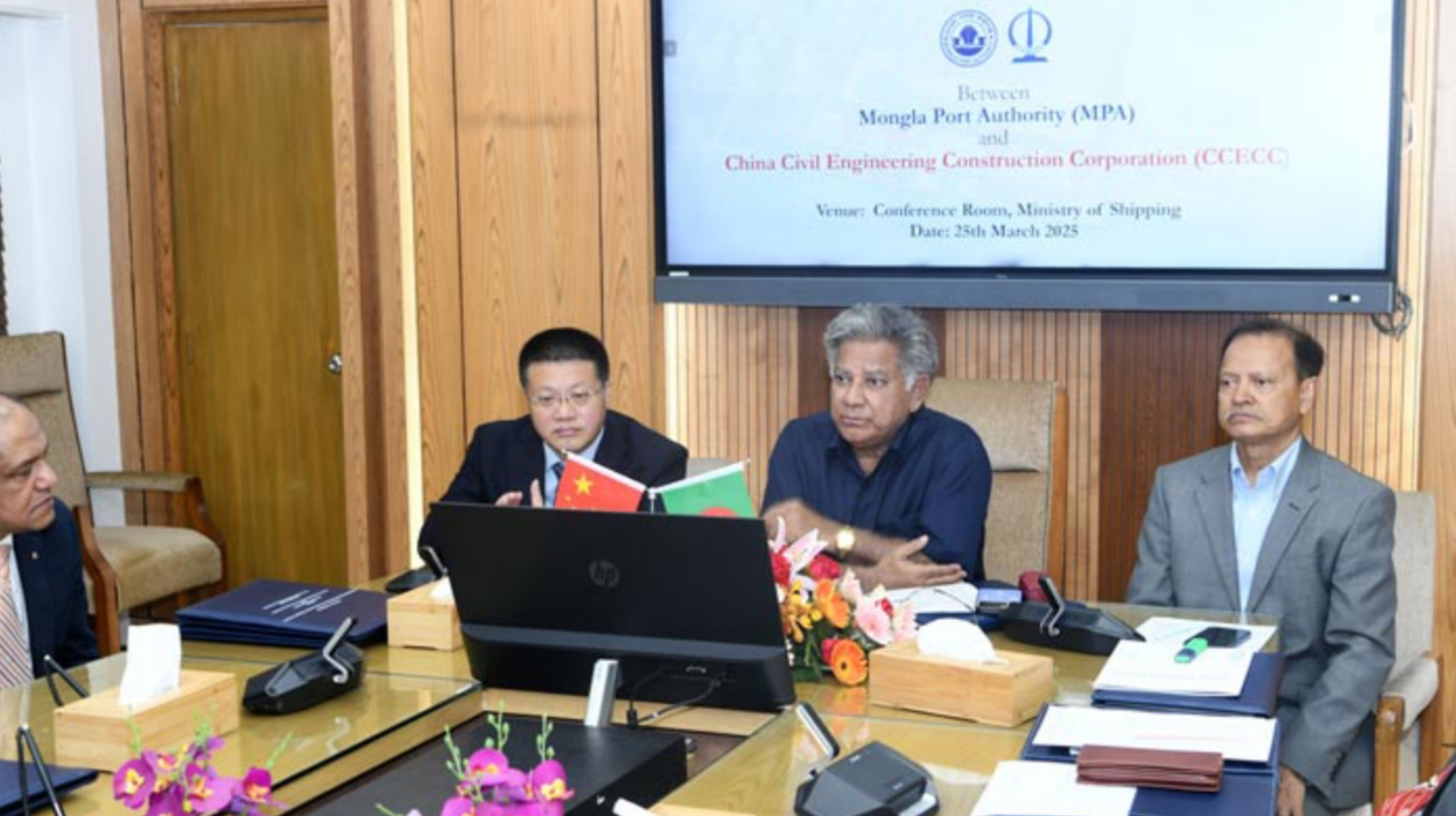 চীনের সঙ্গে মোংলা বন্দরের সুবিধা সম্প্রসারণ প্রকল্পের কমার্শিয়াল অ্যাগ্রিমেন্ট সই