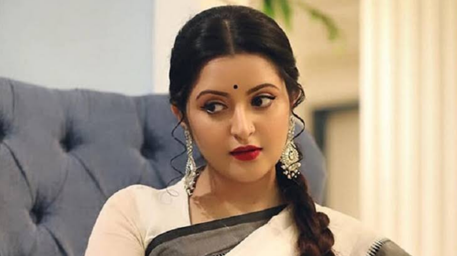 গৃহকর্মীকে মারধরের অভিযোগ, মুখ খুললেন পরীমণি