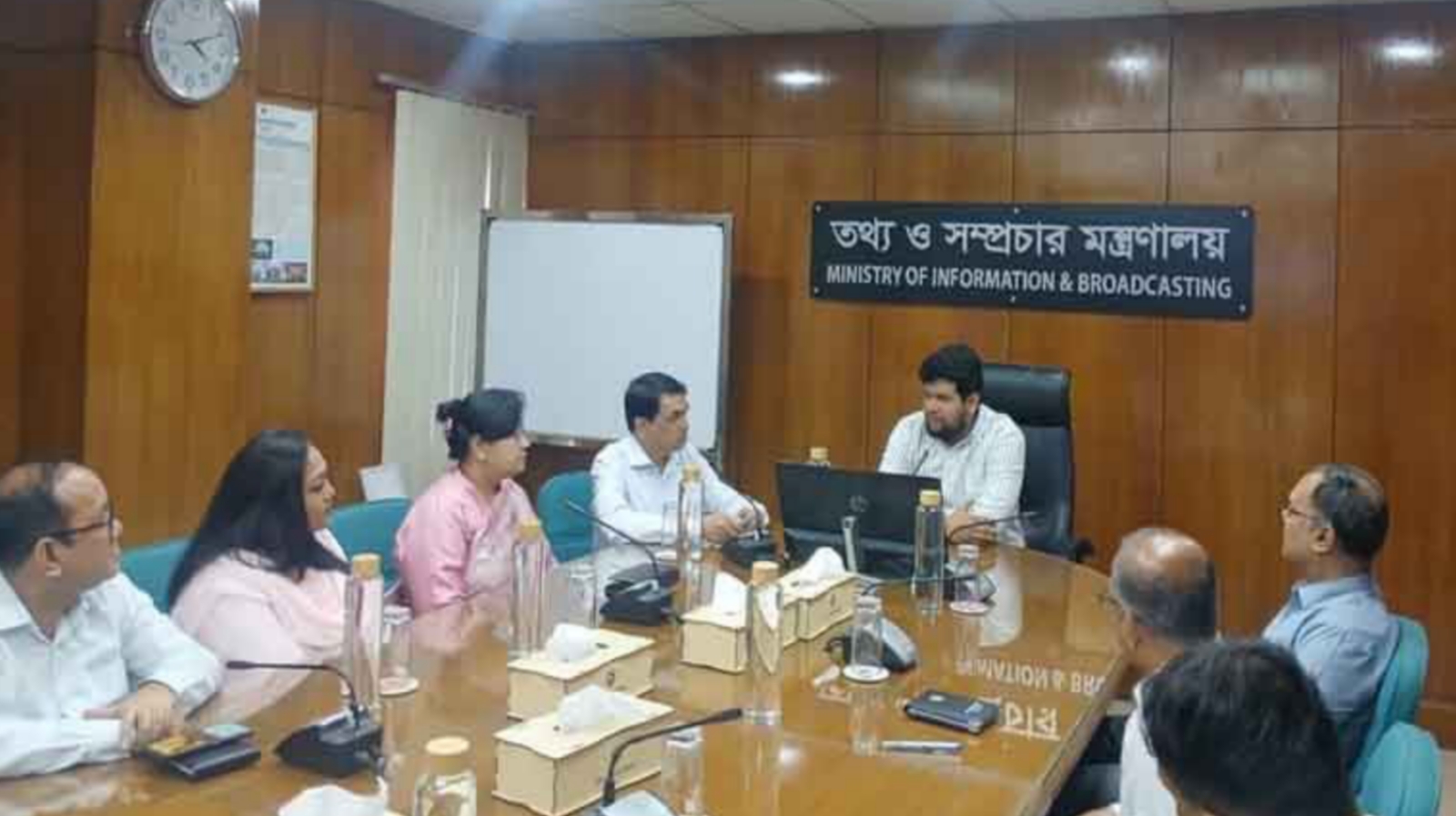 গণমাধ্যম সংস্কার কমিশনের দ্রুত বাস্তবায়নযোগ্য সুপারিশ কার্যকরের তাগিদ তথ্য উপদেষ্টার