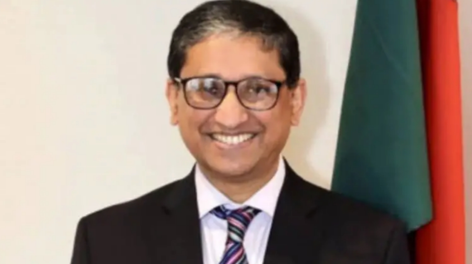 হাইকমিশনার হ‌য়ে দিল্লি গে‌লেন কূটনী‌তিক রিয়াজ হামিদুল্লাহ