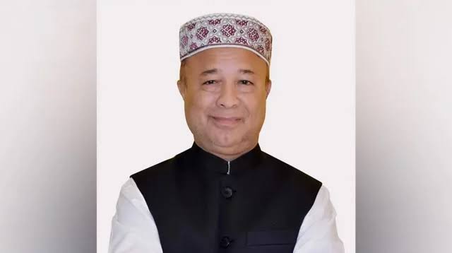 ধানমন্ডি থেকে কক্সবাজারের সাবেক এমপি জাফর আলম গ্রেফতার