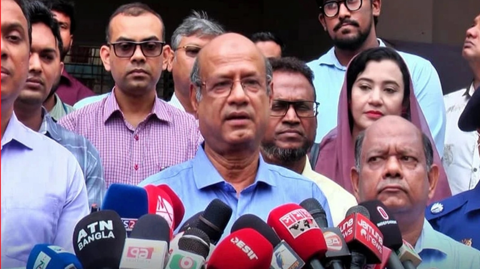 অনিয়মে যুক্ত কর্মকর্তাদের বিরুদ্ধে ব্যবস্থা নেওয়া হচ্ছে : রাজউক চেয়ারম্যান