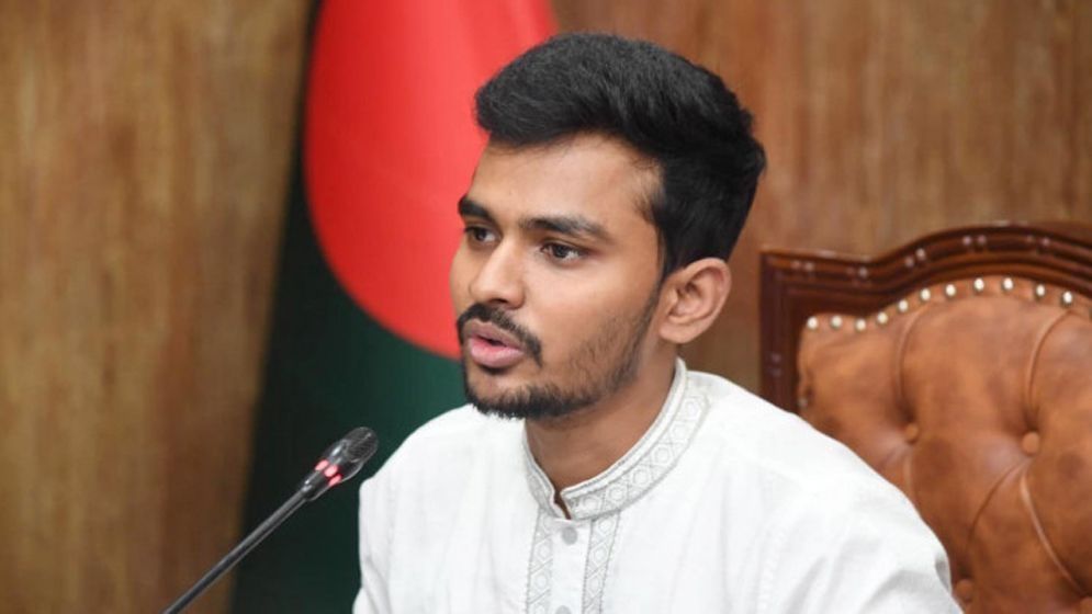 ইশরাককে মেয়র করার পেছনে ১০ বাধার কথা জানালেন উপদেষ্টা আসিফ