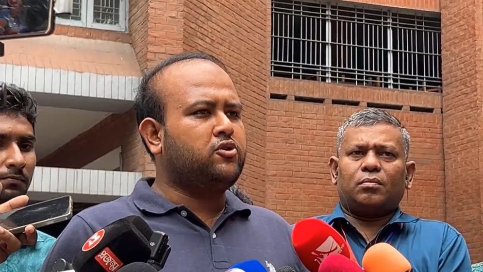 ভোট দিয়ে যা বললেন হামিম