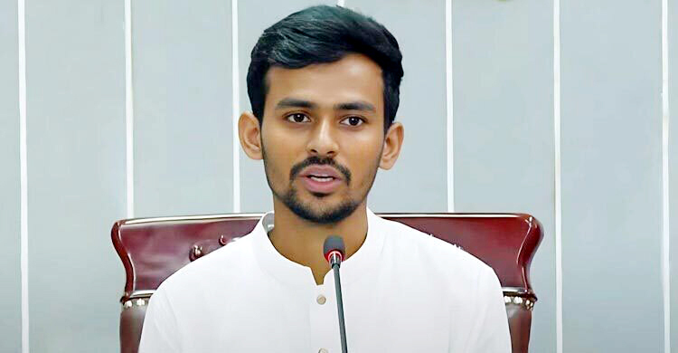 তথ্য উপস্থাপনের ক্ষেত্রে সততা ও বস্তুনিষ্ঠতা জরুরি: আসিফ মাহমুদ