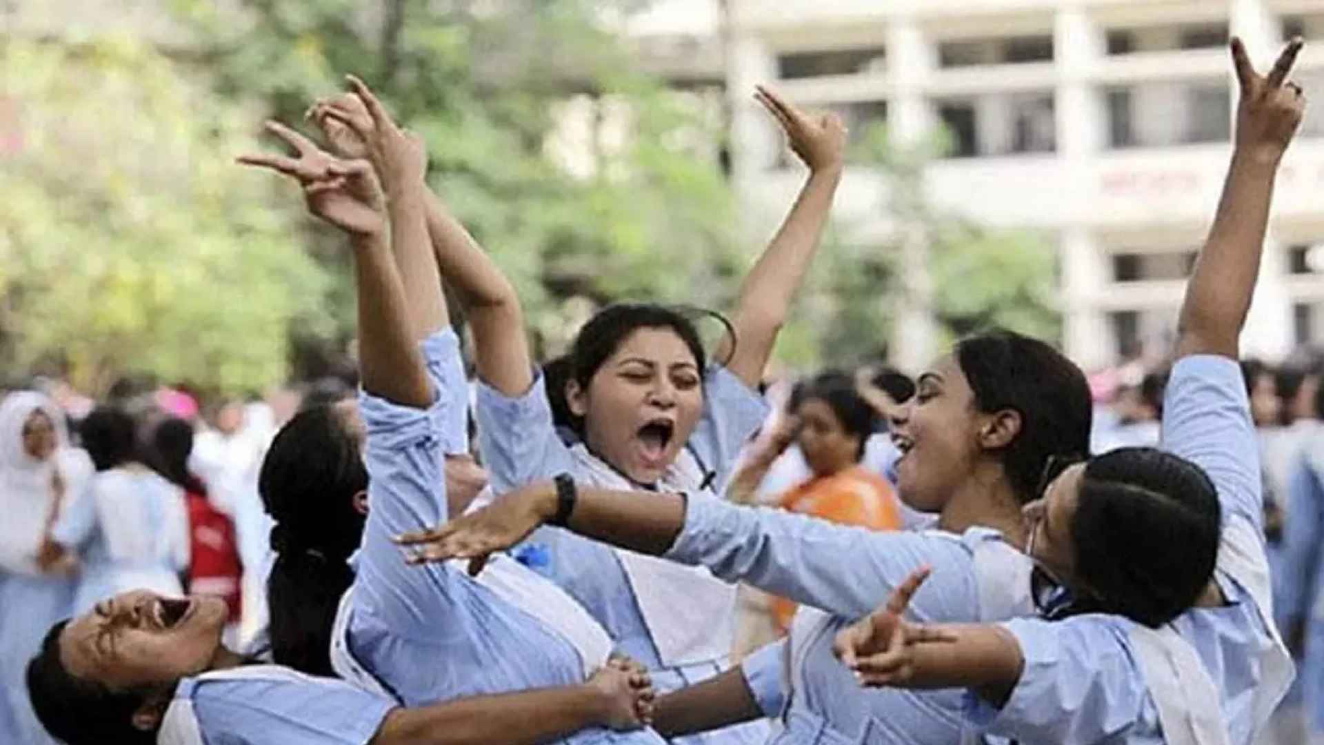 এইচএসসি পরীক্ষার ফল প্রকাশ, পাসের হারে ধস