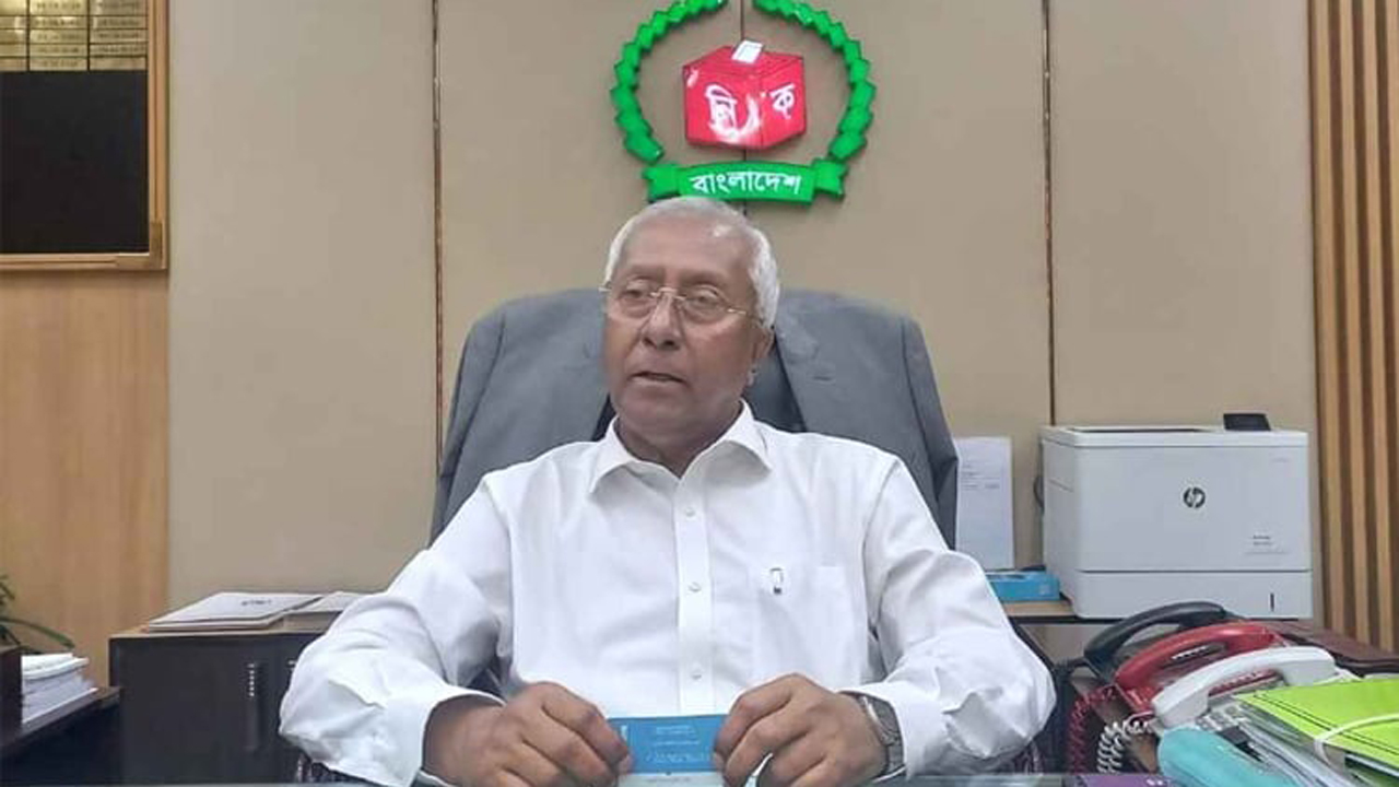 একইদিনে গণভোট করতে ইসিকে চিঠি সরকারের