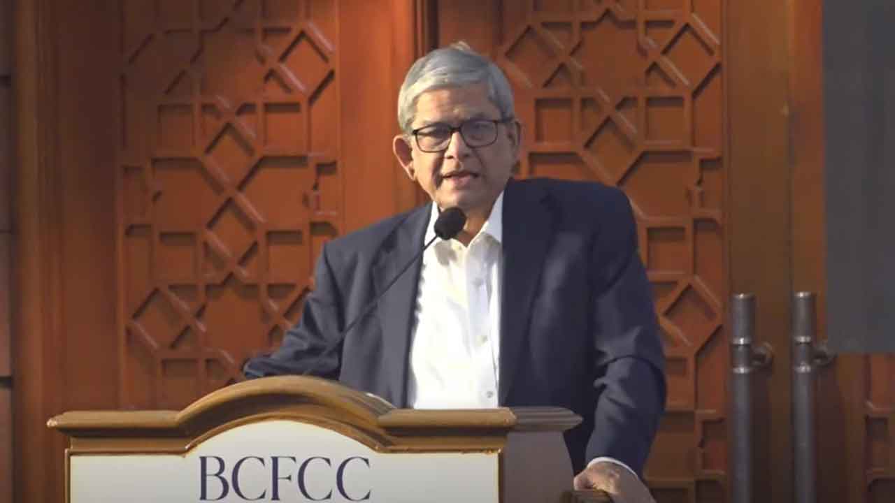 বিভক্তির কারণে সাংবাদিকরা নিজেরাই রাজনীতিকদের পকেটে ঢুকে যান  : ফখরুল