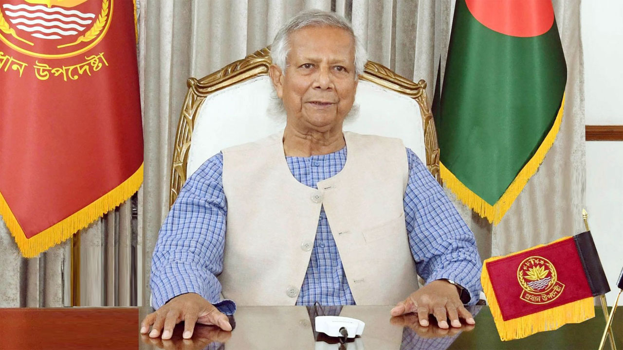 সাফ জয়ী নারী ফুটসাল দলকে প্রধান উপদেষ্টার অভিনন্দন