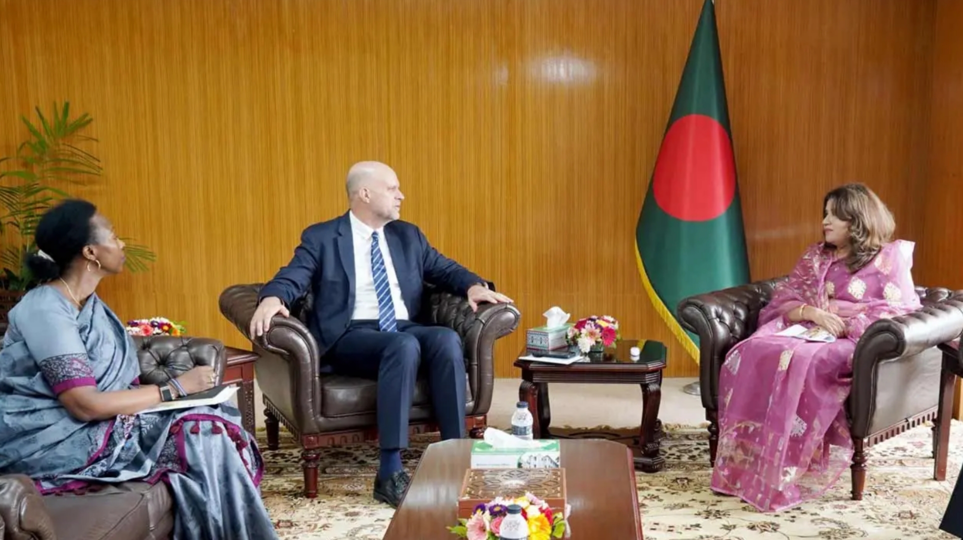 রো‌হিঙ্গা‌দের মিয়ানমারে প্রত্যাবাসনই একমাত্র সমাধান