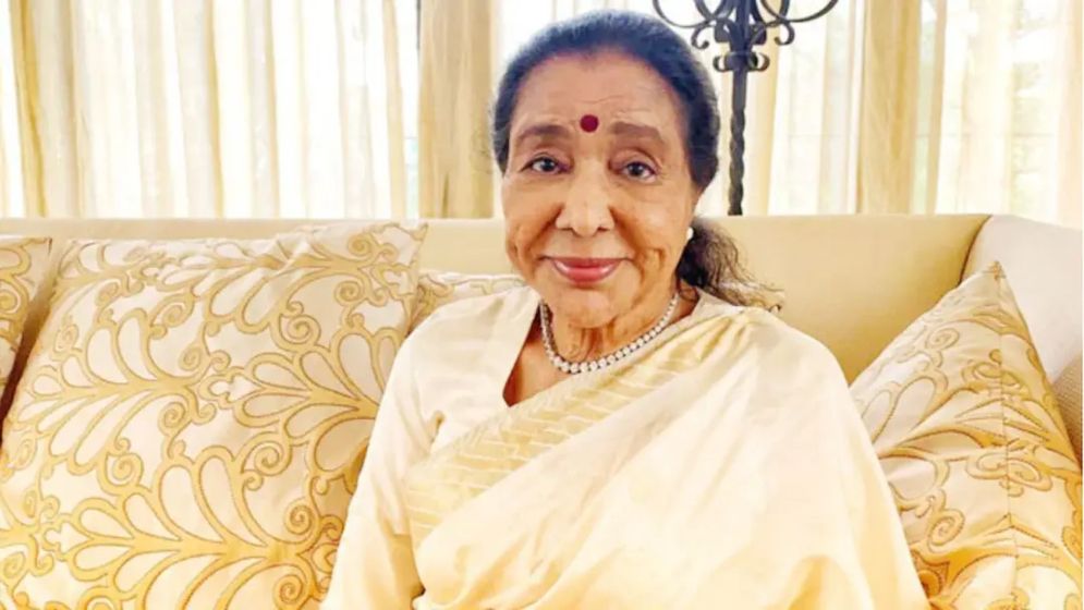 কিংবদন্তি সংগীতশিল্পী আশা ভোসলে মারা গেছেন