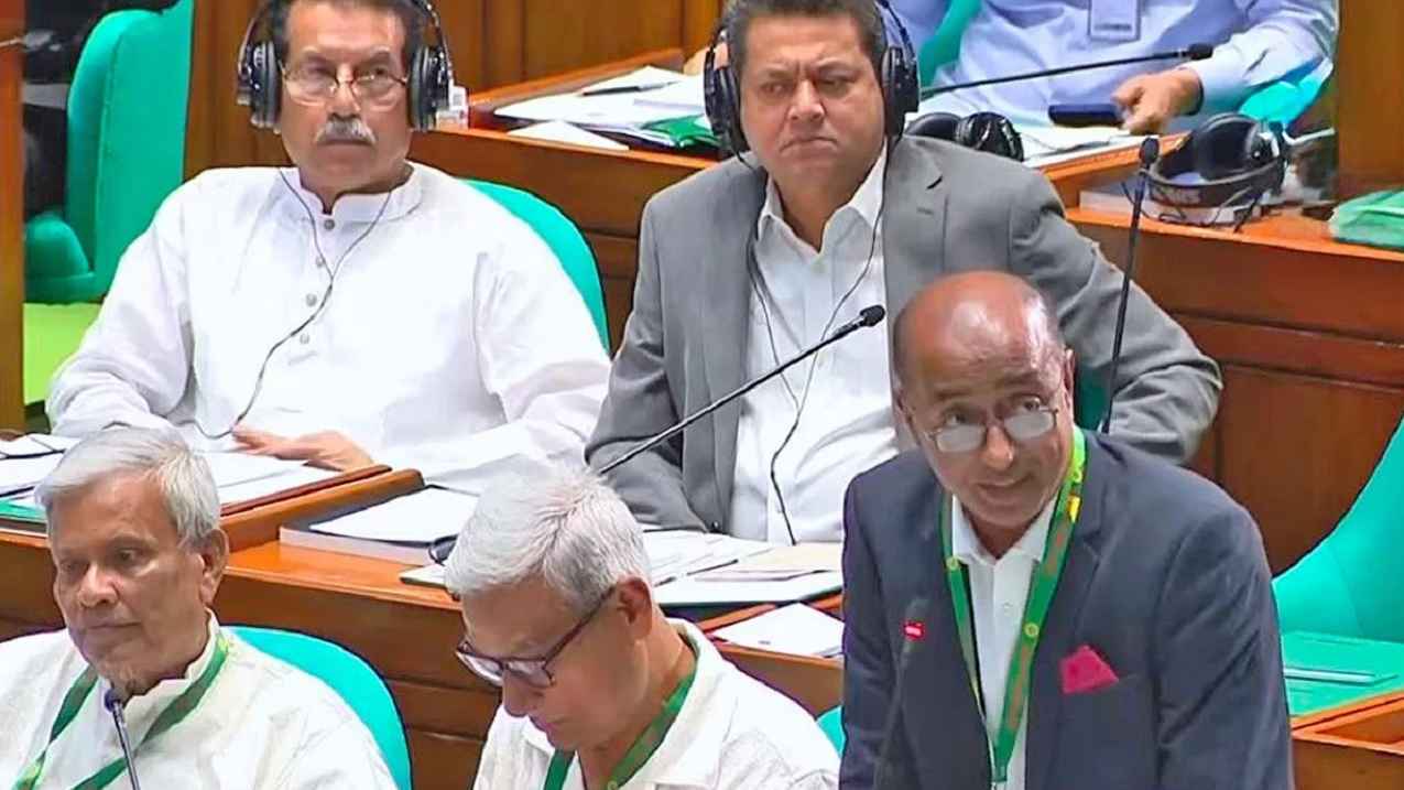 সংবিধান সংশোধনে ১৭ সদস্যের কমিটি গঠন করা হবে: আইনমন্ত্রী